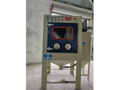 雙槍自動噴砂機(jī) 噴砂機(jī)供應(yīng)廠家 河南噴砂機(jī)拉鏈除銹表面處理