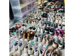 管易潔洗鞋機(jī)-單雙通道洗靴機(jī)-智能洗鞋加盟