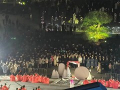 ，泰安無人機(jī)技術(shù)，無人機(jī)煙火表演，無人機(jī)策劃方案